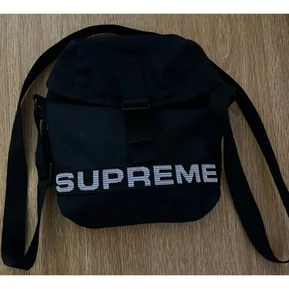 新品未使用 Supreme field side bag black Supreme Field Side Bag - Black | eBay